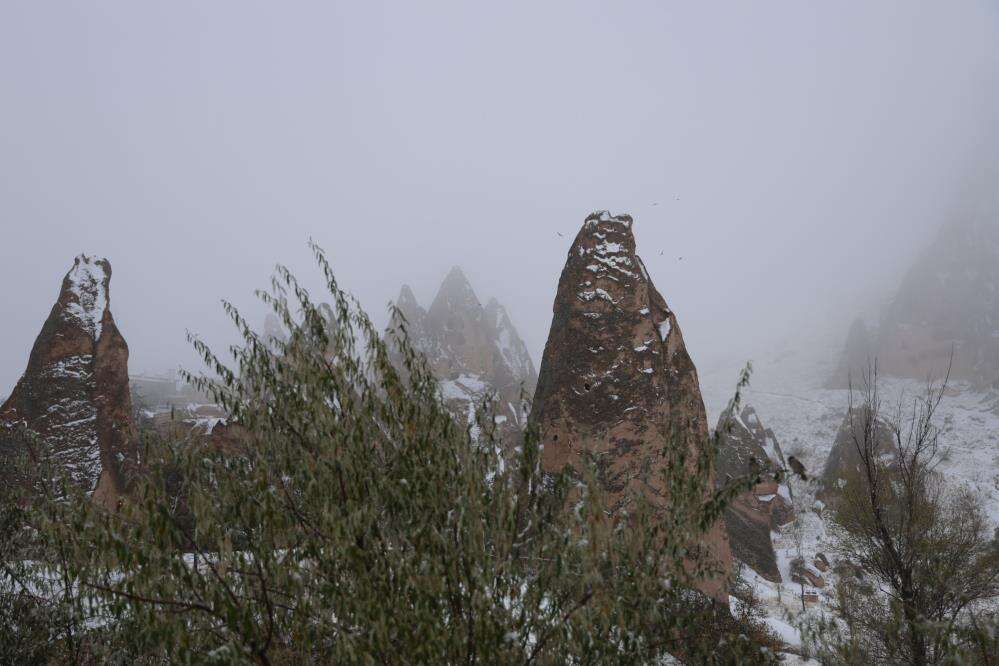 Mevsimin ilk karı düştü, ünlü vadiler gelinlik giydi 14